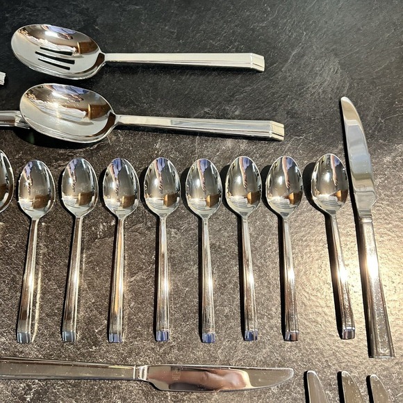 Elegant Stainless Steel Flatware Set 45 Pieces Service for 8 Plus Serving Pieces - Picture 6 of 14